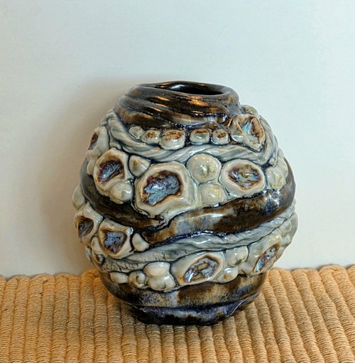 Click to view detail for SL-649 Pot, Porcelain Presh Pot $65